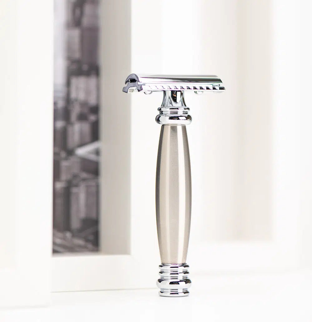 Safety razor on branded background